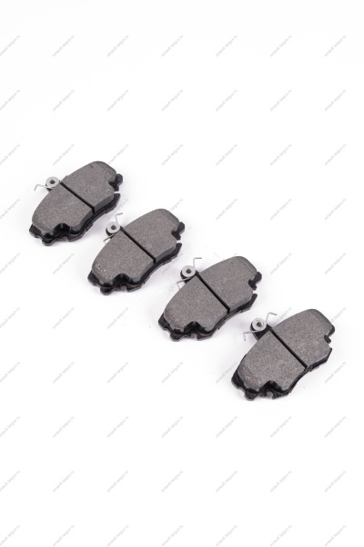 Колодки тормозные передние LADA Largus/Лада Ларгус 8 кл К-Т 1коробка (с усиками) с 4 шт. универсал PARTRA