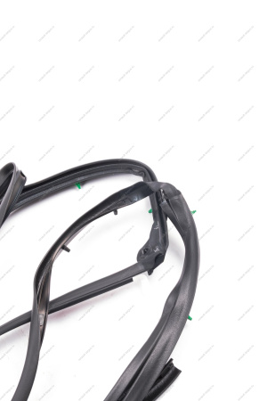 Уплотнитель LADA Vesta/Веста проема задней двери правый верхний Lada