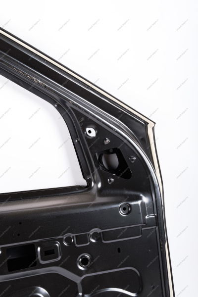 Дверь передняя левая LADA Largus/Лада Ларгус(с отв.под широкий молдинг. с отв . под личинку) GAMMA