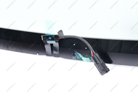 Стекло ветрового окна с пластиной крепления зеркала и кольцом датчика дождя в сборе (электрообогреваемое)( LADA Largus (FL) NEW (AGC) Lada