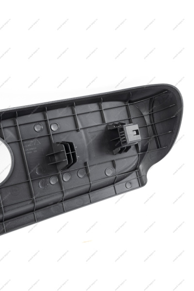 Облицовка левого сидения наружняя 1-го ряда (с высотной регулировкой) Lada Vesta Lada