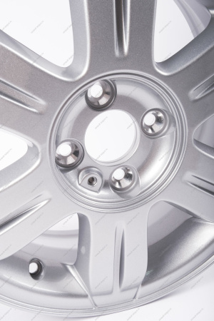 Диск колесный R-15 литой LADA Largus без колпаков КС548 Бран (50ET 100x4 60.1) 1 шт. Lada