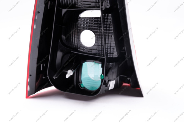 ФОНАРЬ ЗАДН ВНЕШН ПРАВЫЙ (УНИВЕРСАЛ) (DEPO)