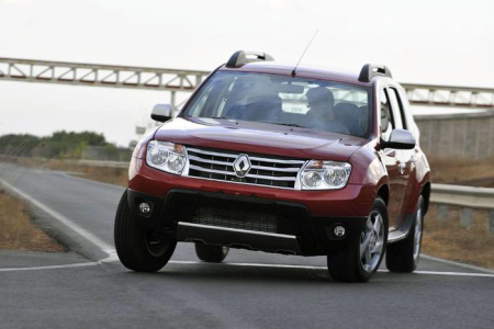 Крыло переднее правое RENAULT Duster крашеное Красный тореадор 21B Api