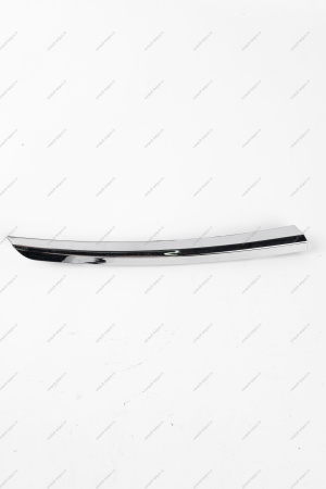 Молдинг переднего бампера верхний правый (хром) LADA Largus (FL) NEW Lada