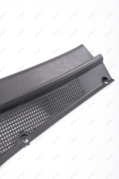 Решетка накладки рамы ветрового окна правая (жабо) LADA XRAY АвтоВАЗ