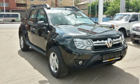 Бампер передний RENAULT Duster крашеный Черная жемчужина 676 c отв под птф 2010-2014 Api