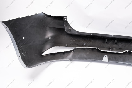 Бампер задний с 6 отверстиями под датчики системы парковки в цвет 221 Ледниковый (белый) LADA Vesta FL Lada