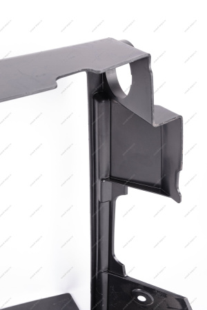 Щиток радиатора (дефлектор) на авто без кондиц. LADA Vesta Lada