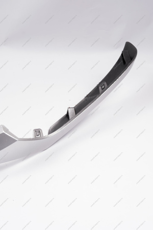 Накладка переднего бампера нижняя LADA Vesta SW Cross NG (серебристая) Lada