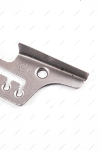 Кронштейн пружины крышки багажника неподвижный левый LADA Vesta АвтоВАЗ