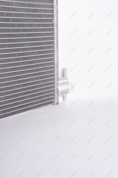 Радиатор кондиционера LADA Vesta NG Renault