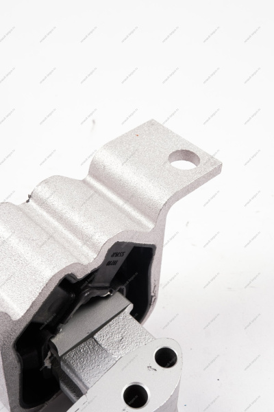 Опора Lada Vesta NG правая с кронштейном в сборе (двигат P4M,P4P + КПП вариатор) Lada