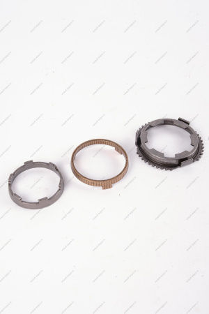 Кольцо блокирующее кпп синхронизатора ВАЗ-21811-2 передачи КПП BVR5/BVI5 к-т 3шт Riginal