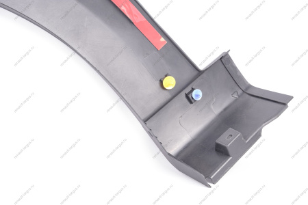 Облицовка переднего крыла правая ( с клипсами и клеющей лентой) Lada Largus Cross до 2021г. Lada