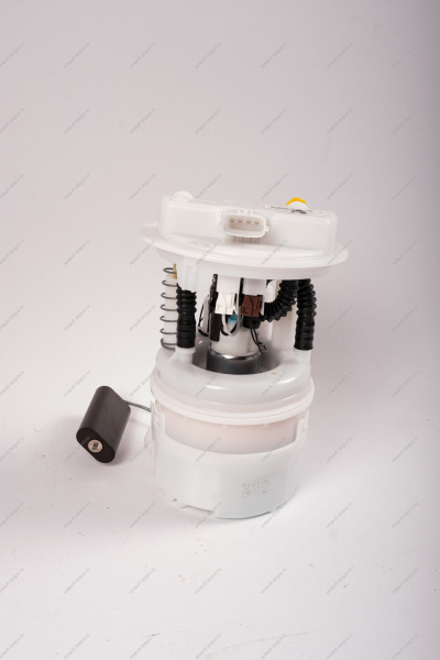 Насос топливный RENAULT Duster двиг.2.0 2WD Renault