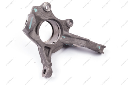 Кулак поворотный правый RENAULT Duster Renault