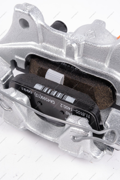 Суппорт передний правый в сборе Renault Logan II, Sandero (410016069R +2шт 410602581R) Renault