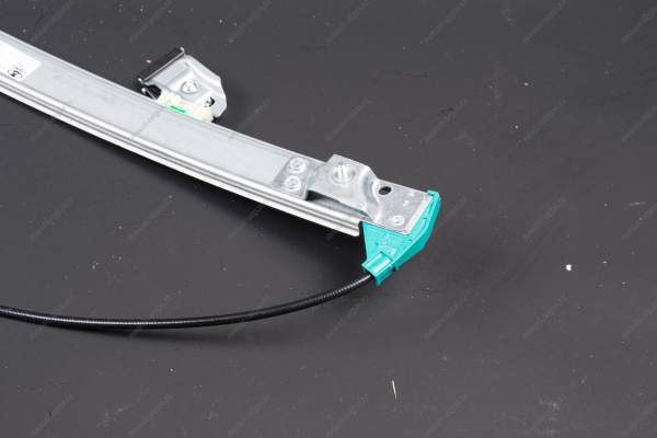 Электростеклоподъемник передней двери левый LADA Vesta Lada