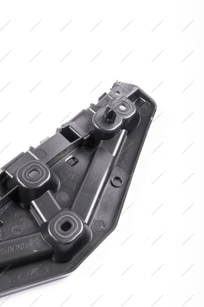 Кронштейн переднего бампера передний левый (нужны заклепки 4шт 7703072424) LADA XRAY Lada