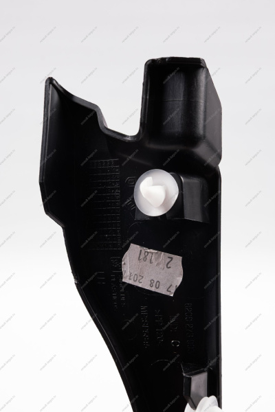 Заглушка решетки воздухозаборника левая RENAULT Logan/Рено Логан (уголок) (жабо) Renault