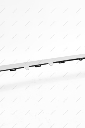 Накладка нижней решётки бампера окрашенная LADA Xray Cross Lada