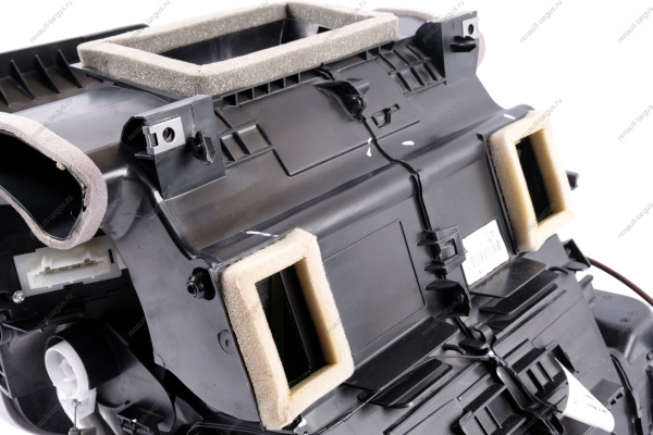 Отопитель с кондиционером в сборе (с механическим радиатором) LADA Vesta Lada