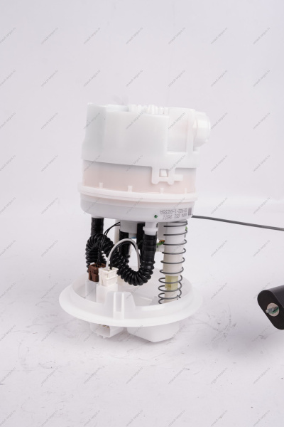 Насос топливный LADA Xray/ Logan (14-) Kaptur (16-) ORIGINAL Renault