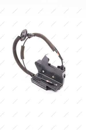 Замок передней двери правый LADA Vesta FL Lada