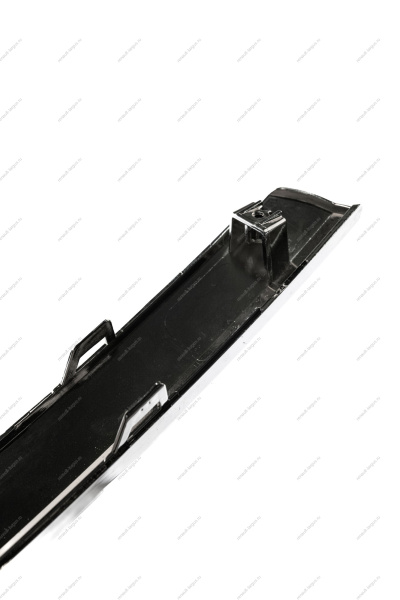 Молдинг LADA XRAY переднего бампера нижний правый хром. Lada