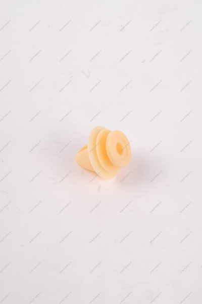 Клипса обивки двери и салона, переднего бампера LADA Largus Renault