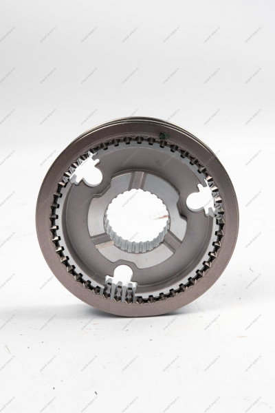 Ступица муфты LADA Largus скольжения синхронизатора 1-й и 2-й передачи в сборе КПП-JR5 (зубатка) ( без фиксаторов 8200755828 нужно 3шт) Renault