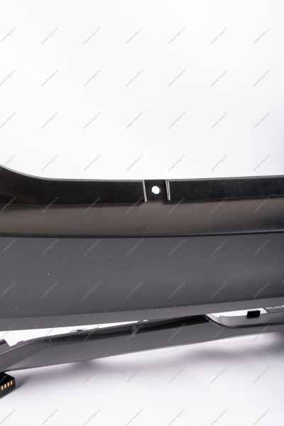 Бампер задний неокрашенный без отверстий под датчики системы парковки LADA Vesta FL Lada