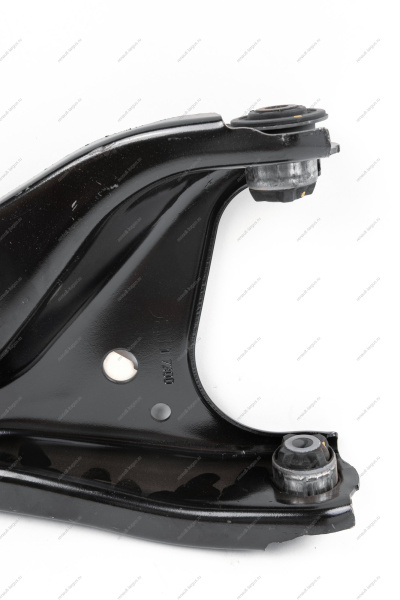 Рычаг передний правый LADA Largus/Logan 2014- (с боковой проточкой) Lada 545001064R