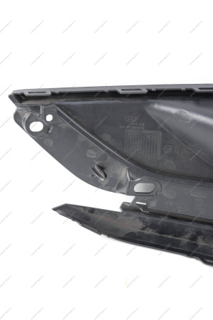 Облицовка ПТФ правая под парктроник LADA Vesta FL Lada