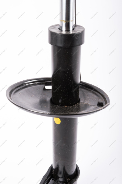 Амортизатор передней подвески LARGUS Cross Renault