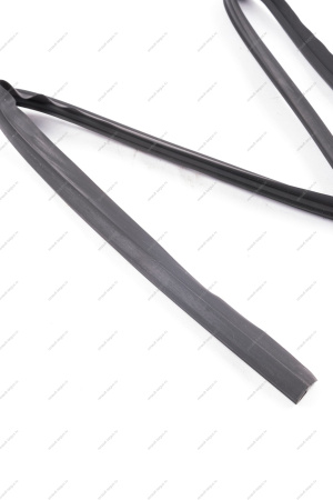 Уплотнитель лобового стекла нижний LADA Largus/Лада Ларгус (БРТ) Lada