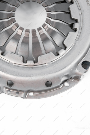 Сцепление LADA Largus в сборе (без выжим подшип.гидравл. привод) КПП-JR5 двигат.K7M к-т VALEO PHC