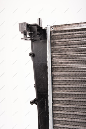 Радиатор охлаждения LADA XRAY/Vesta / Largus FL/RENAULT Logan 2014- (авто с кондиц) Lada