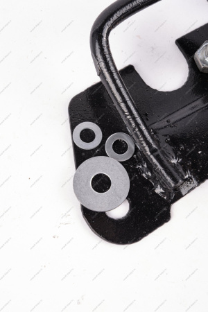 Крепления 3-го ряда сидений LADA Largus 8200484252 1 шт+6001551007 2 шт к-т API