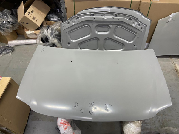 УЦЕНКА Капот LADA Largus/RENAULT Logan 04-13 (новый) мелкие вмятины (катафорезный грунт) (без герметика) Lada