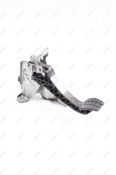 Педаль сцепления с кронштейном в сборе LADA Vesta Lada