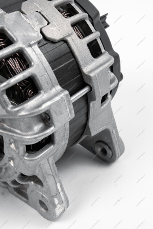 Генератор 150А LADA Vesta (Bosch) Renault