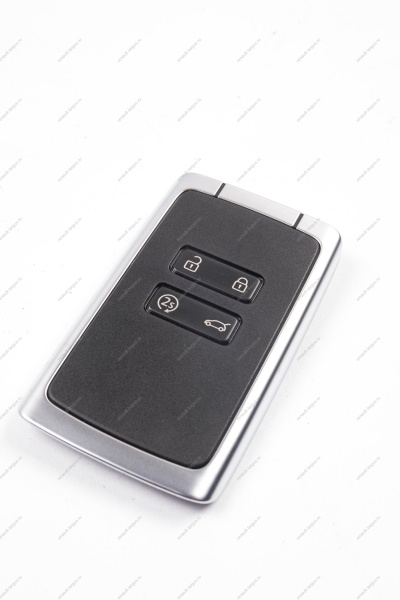 Ключ доступа и запуска автомобиля (без задней крышки) LADA Vesta NG Renault