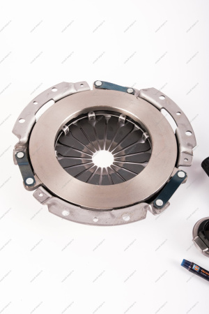 Комплект сцепления LADA Vesta (с тросовым приводом) с выжимным подшипником HOLA