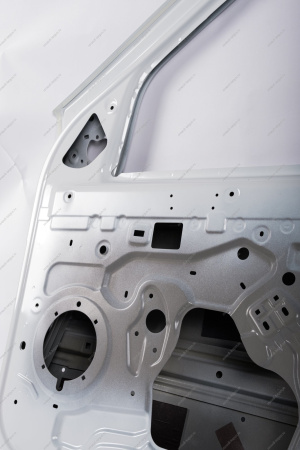 Дверь передняя правая LADA Largus/Лада Ларгус крашеная (с отв. под молдинг) 221 Ледниковый (Белый) Lada