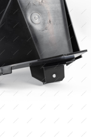 Щиток воздухонаправляющий нижний правый LADA Largus (FL) NEW Lada