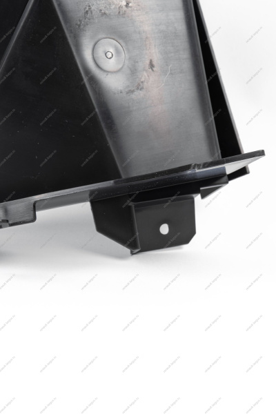 Щиток воздухонаправляющий нижний правый LADA Largus (FL) NEW Lada