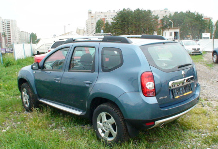 Крыло переднее левое RENAULT Duster крашеное Cиний минерал RNF Api
