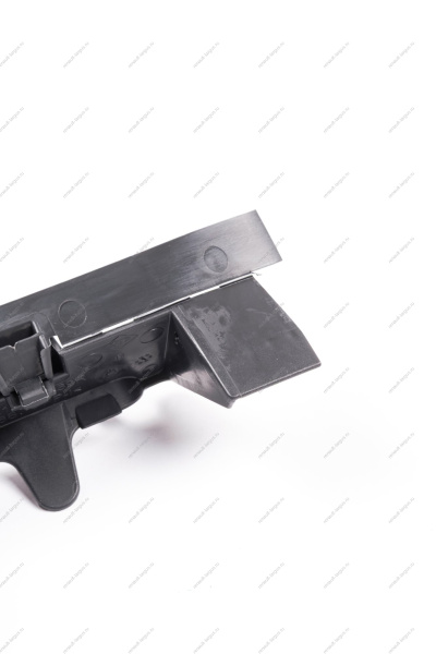 Направляющая LADA XRAY воздушного потока правая Lada